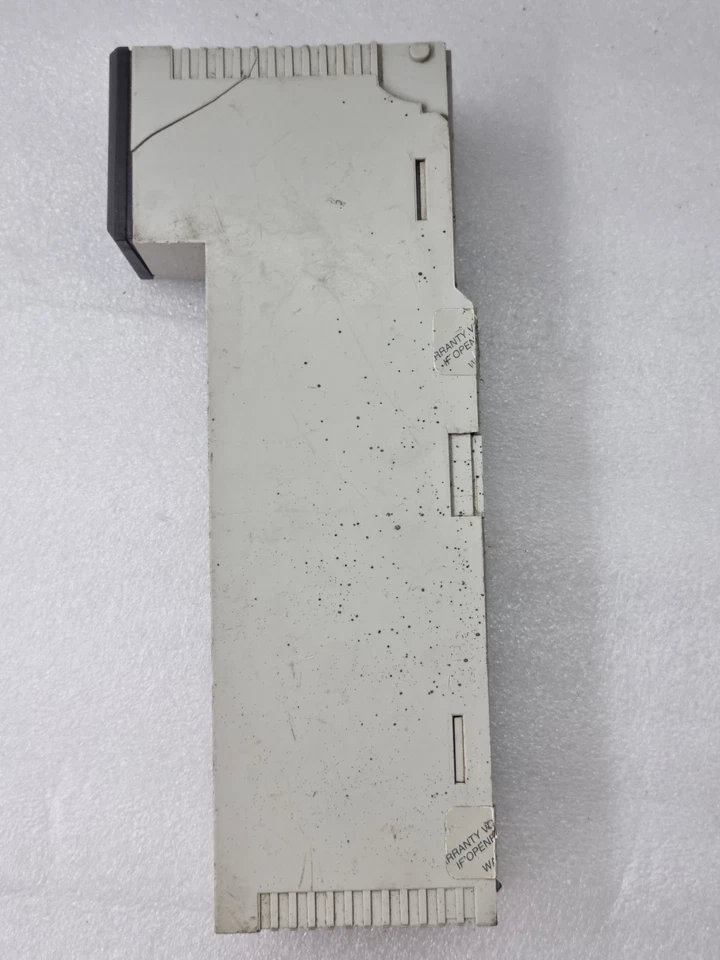 SchneiderElectric 140DAI75300 140-DAI-753-00 Modicon Quantum 230VAC Input Module